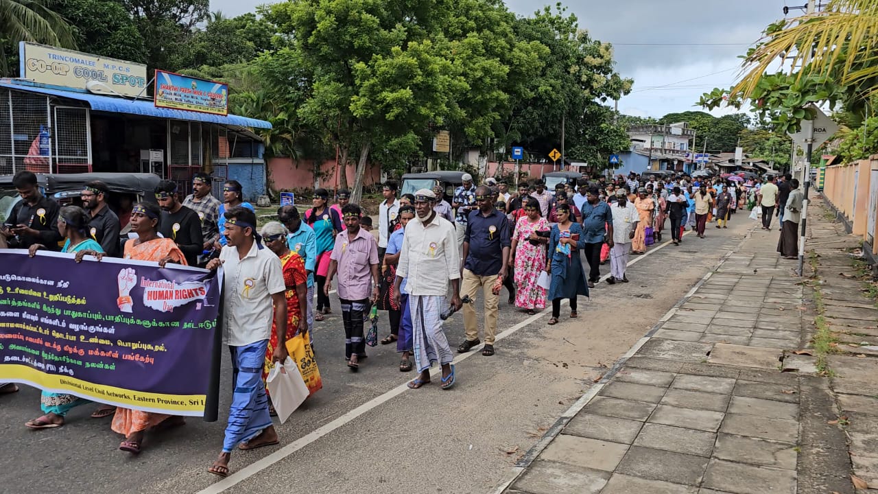 சர்வதேச மனித உரிமைகள் தினத்தை முன்னிட்டு பேரணி