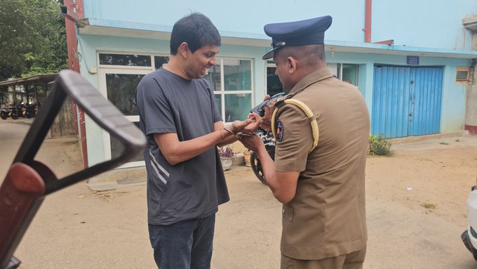 நாடாளுமன்ற உறுப்பினர் இராமநாதன் அர்ச்சுனா சற்று முன்னர் கைது