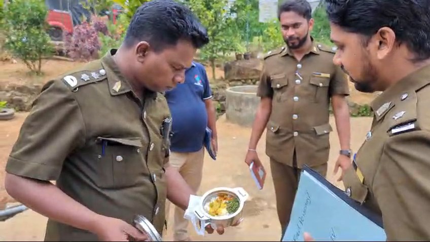 திடீர் சுகயீனம் காரணமாக 50 மாணவர்கள் வைத்தியசாலையில் அனுமதி