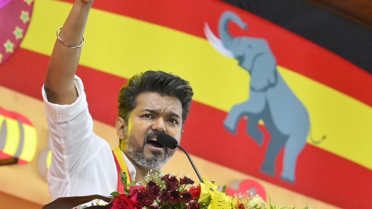 த.வெ.த தலைவர் விஜய்க்கு ‘Y’ பிரிவு பாதுகாப்பு த.வெ.த தலைவர் விஜய்க்கு ‘Y’ பிரிவு பாதுகாப்பு
