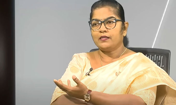 சரோஜா போல்ராஜ் உடனடியாக பதவி விலக வேண்டும் – ரோஹிணி கவிரத்ன சரோஜா போல்ராஜ் உடனடியாக பதவி விலக வேண்டும் – ரோஹிணி கவிரத்ன