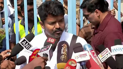 விரைவில் மதுரை மக்களை சந்திக்கிறேன் – முதல்முறையாக செய்தியாளர்களை சந்தித்து பேசிய விஜய் விரைவில் மதுரை மக்களை சந்திக்கிறேன் – முதல்முறையாக செய்தியாளர்களை சந்தித்து பேசிய விஜய்