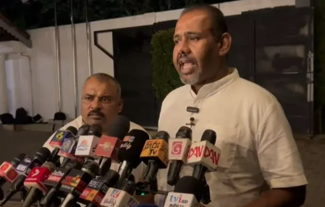 தேர்தலில் தமிழ் மக்கள் வழங்கிய ஆணையை மீறும் வகையில் எவரும் செயற்படவே முடியாது : கஜேந்திரகுமார் தெரிவிப்பு தேர்தலில் தமிழ் மக்கள் வழங்கிய ஆணையை மீறும் வகையில் எவரும் செயற்படவே முடியாது : கஜேந்திரகுமார் தெரிவிப்பு