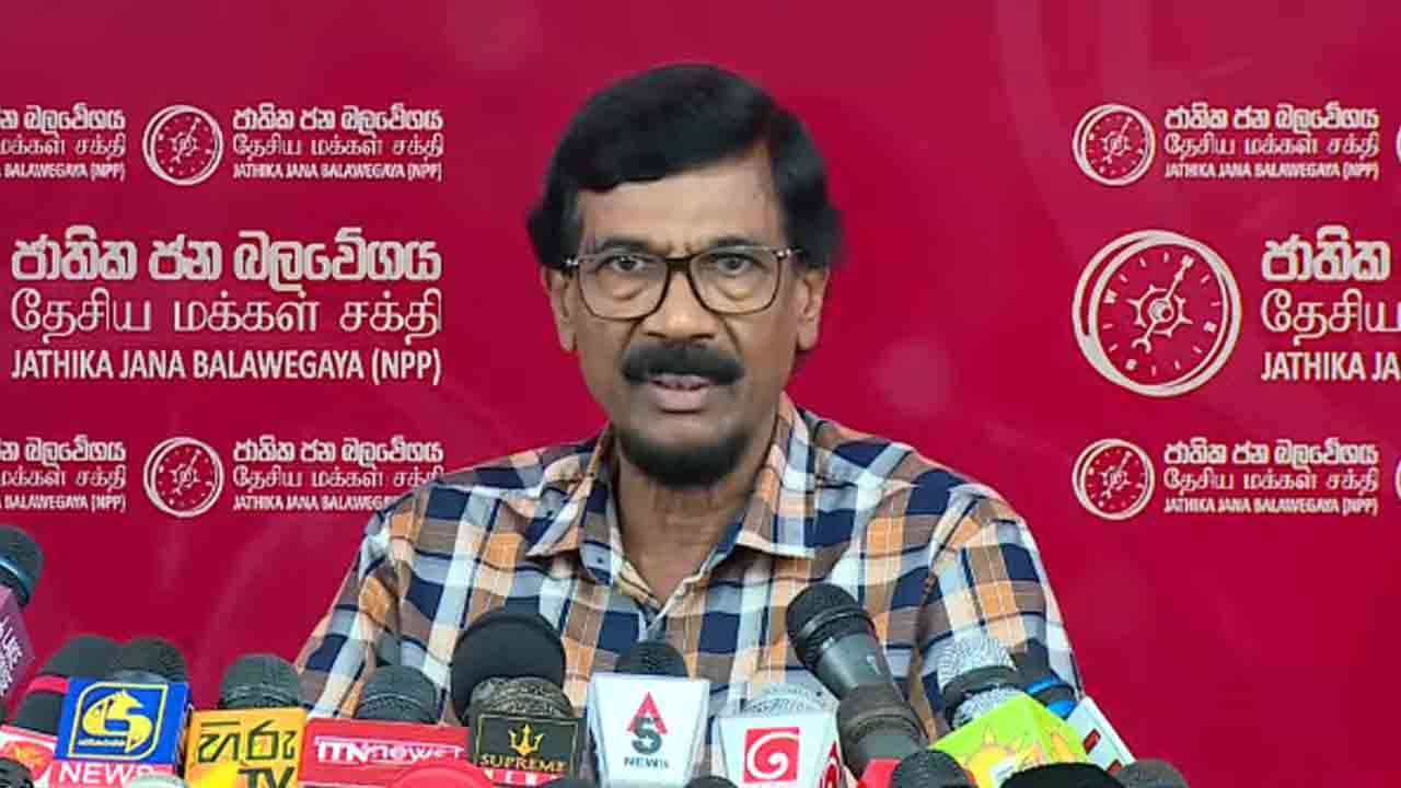 மக்களால் நிராகரிக்கப்பட்டவர்களுடன் கூட்டு சேர மாட்டோம் மக்களால் நிராகரிக்கப்பட்டவர்களுடன் கூட்டு சேர மாட்டோம்