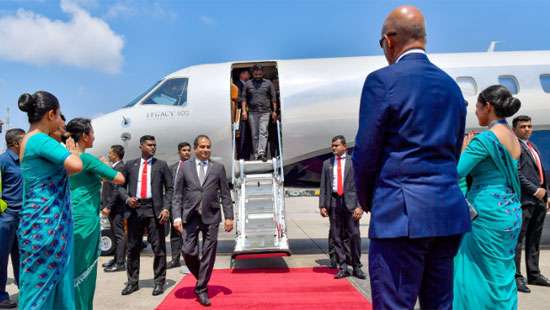 வியட்நாமிலிருந்து தனியார் ‘ஜெட்’ விமானத்தில் நாடு திரும்பிய அநுர? எழுந்தது சர்ச்சை வியட்நாமிலிருந்து தனியார் ‘ஜெட்’ விமானத்தில் நாடு திரும்பிய அநுர? எழுந்தது சர்ச்சை