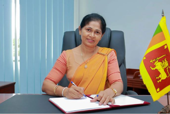 இலங்கை வரலாற்றில் பரீட்சைகள் ஆணையாளர் நாயகமாக நியமிக்கப்பட்ட முதல் பெண்மணி இலங்கை வரலாற்றில் பரீட்சைகள் ஆணையாளர் நாயகமாக நியமிக்கப்பட்ட முதல் பெண்மணி