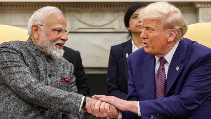 இந்தியா – பாகிஸ்தானுடனான வர்த்தகத்தை அதிகரிக்க ட்ரம்ப் தீர்மானம் இந்தியா – பாகிஸ்தானுடனான வர்த்தகத்தை அதிகரிக்க ட்ரம்ப் தீர்மானம்