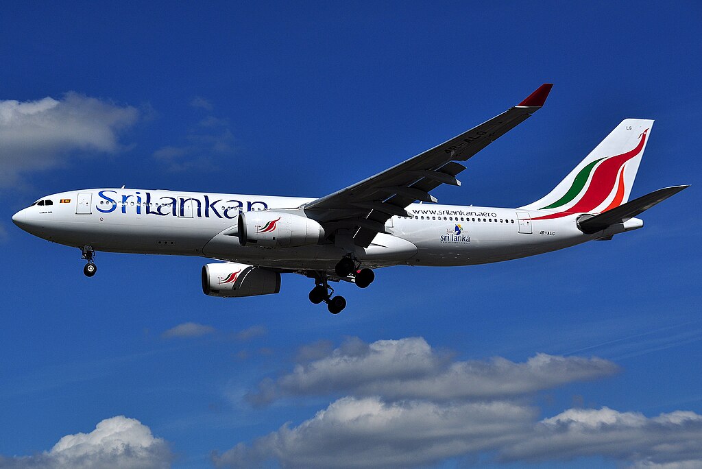 முதலாவது பயணத்தை ஆரம்பித்த ஏர்பஸ் A330-200 விமானம் முதலாவது பயணத்தை ஆரம்பித்த ஏர்பஸ் A330-200 விமானம்