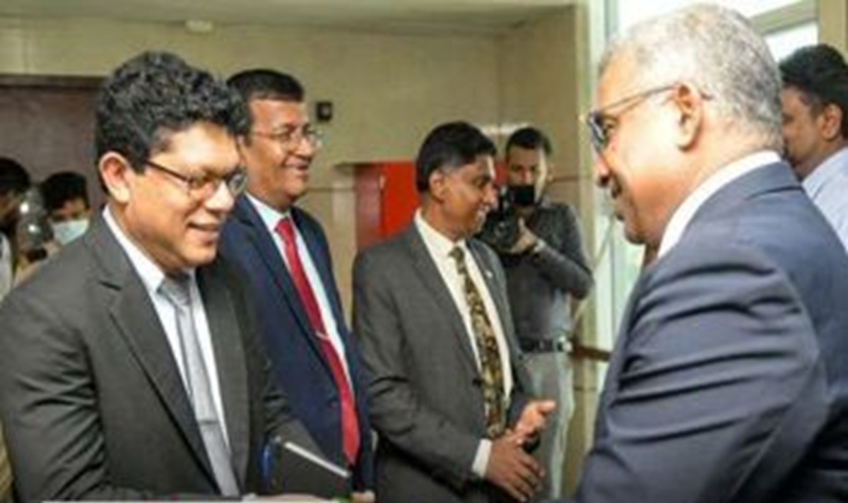 மூவாயிரத்திற்கும் மேற்பட்ட வனவிலங்கு உதவியாளர்களுக்கு நிரந்தர நியமனம் மூவாயிரத்திற்கும் மேற்பட்ட வனவிலங்கு உதவியாளர்களுக்கு நிரந்தர நியமனம்