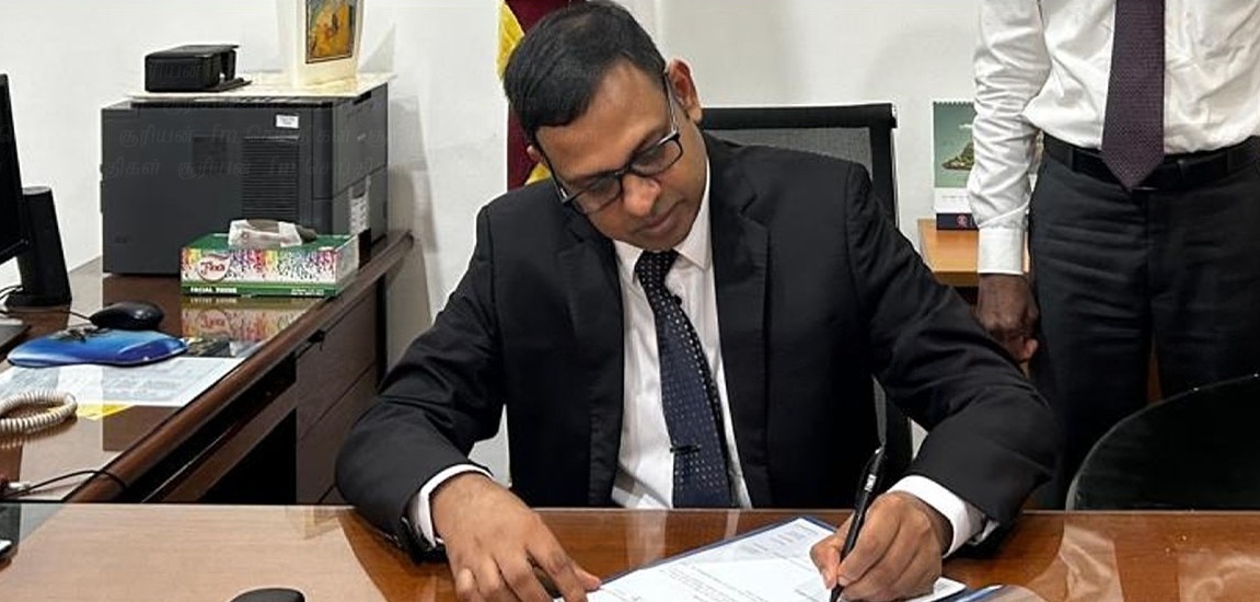மின்சார சபையின் தலைவராக உதயங்க ஹேமபால நியமனம் மின்சார சபையின் தலைவராக உதயங்க ஹேமபால நியமனம்
