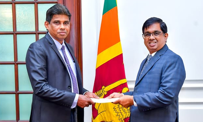 மேல் மாகாணத்தின் பிரதம செயலாளராக கே.ஜீ.பீ. புஷ்பகுமார நியமனம் மேல் மாகாணத்தின் பிரதம செயலாளராக கே.ஜீ.பீ. புஷ்பகுமார நியமனம்