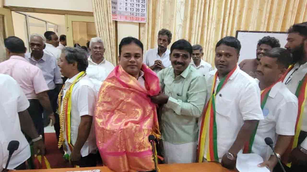 வலி. தெற்கு பிரதேச சபை இலங்கைத் தமிழ் அரசுக் கட்சி வசம் வலி. தெற்கு பிரதேச சபை இலங்கைத் தமிழ் அரசுக் கட்சி வசம்