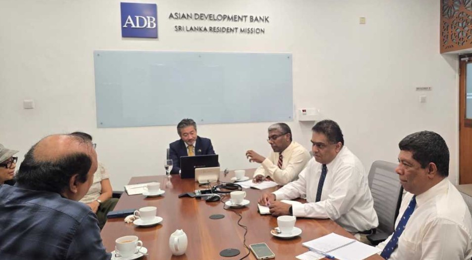 ஆசிய அபிவிருத்தி வங்கி மற்றும் NIRDC பிரதிநிதிகளுக்கிடையே  கலந்துரையாடல்
