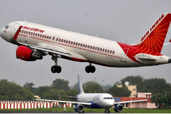 ஐரோப்பா, அமெரிக்கா மற்றும் கனடாவுக்கான விமான சேவைகளை தற்காலிகமாக நிறுத்திய ஏர் இந்தியா