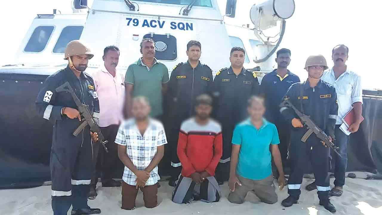 சட்டவிரோதமாக தமிழகத்திற்கு சென்ற இலங்கையர்கள் மூவர் கைது சட்டவிரோதமாக தமிழகத்திற்கு சென்ற இலங்கையர்கள் மூவர் கைது