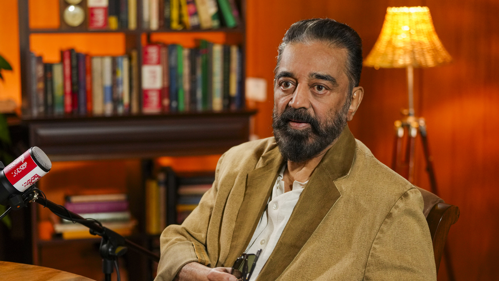 ”நீங்கள் என்ன வரலாற்று ஆய்வாளரா” – கமல் ஹாசனுக்கு கர்நாடக உயர் நீதிமன்றம் பிறப்பித்த உத்தரவு ”நீங்கள் என்ன வரலாற்று ஆய்வாளரா” – கமல் ஹாசனுக்கு கர்நாடக உயர் நீதிமன்றம் பிறப்பித்த உத்தரவு