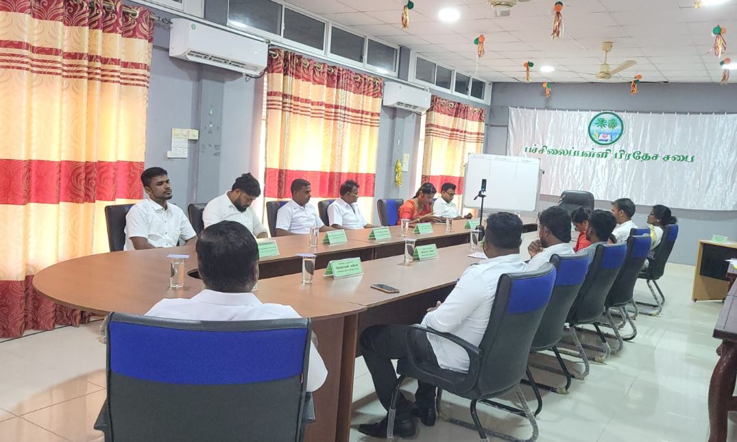 கிளிநொச்சி பச்சிலைப்பள்ளி பிரதேச சபையின் தவிசாளராக சுப்பிரமணியம் சுரேன் தெரிவு கிளிநொச்சி பச்சிலைப்பள்ளி பிரதேச சபையின் தவிசாளராக சுப்பிரமணியம் சுரேன் தெரிவு