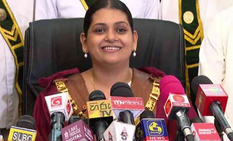 கொழும்பை உலகின் வளர்ந்த நகரங்களில் ஒன்றாக மாற்ற வேண்டும் – வ்ராய் கெலி பல்தசார் கொழும்பை உலகின் வளர்ந்த நகரங்களில் ஒன்றாக மாற்ற வேண்டும் – வ்ராய் கெலி பல்தசார்