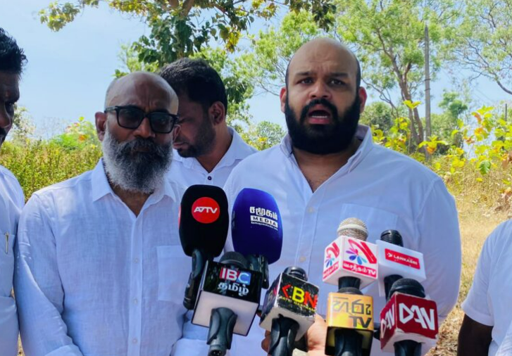 ஜோசப் பரராஜசிங்கம் கொலை தொடர்பான வழக்கை மீண்டும் தாக்கல் செய்யவுள்ளோம் – சாணக்கியன் ஜோசப் பரராஜசிங்கம் கொலை தொடர்பான வழக்கை மீண்டும் தாக்கல் செய்யவுள்ளோம் – சாணக்கியன்