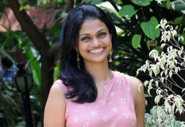 நடிகர்கள் போதைக்கு அடிமையாக மனைவிகளே காரணம் – பாடகி சுசித்ரா பகீர் பேட்டி நடிகர்கள் போதைக்கு அடிமையாக மனைவிகளே காரணம் – பாடகி சுசித்ரா பகீர் பேட்டி