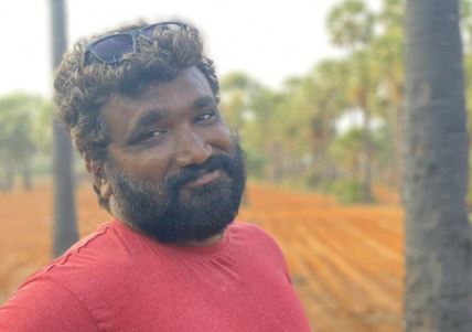 பிரபல இயக்குநர் விக்ரம் சுகுமாரன் காலமானார் பிரபல இயக்குநர் விக்ரம் சுகுமாரன் காலமானார்