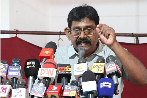 இலங்கையர் தினத்தைத் கொண்டாடுவதால் மட்டும் தமிழ் மக்களின் மனங்களை வெல்ல முடியாது இலங்கையர் தினத்தைத் கொண்டாடுவதால் மட்டும் தமிழ் மக்களின் மனங்களை வெல்ல முடியாது