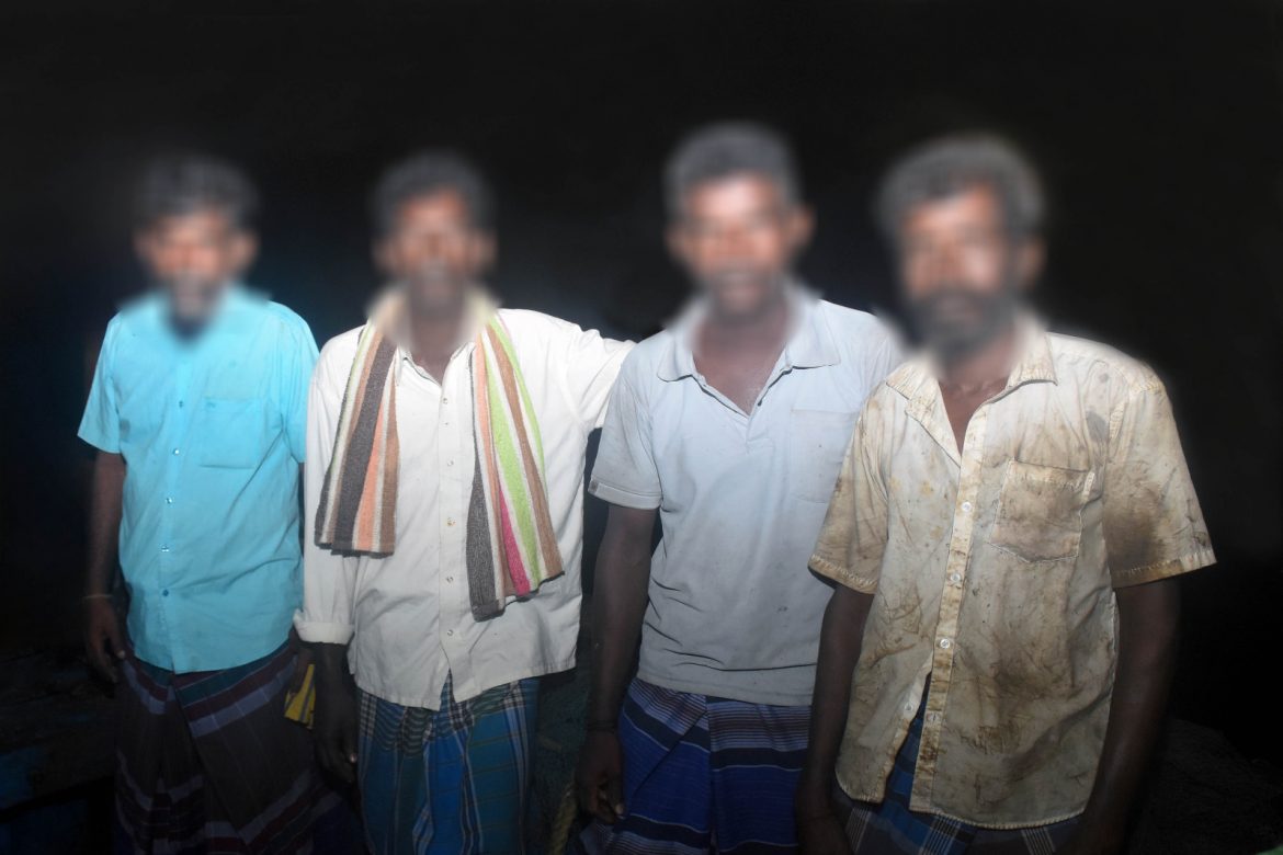 சட்டவிரோத மீன்பிடியில் ஈடுபட்ட 4 இந்திய மீனவர்கள் கைது சட்டவிரோத மீன்பிடியில் ஈடுபட்ட 4 இந்திய மீனவர்கள் கைது