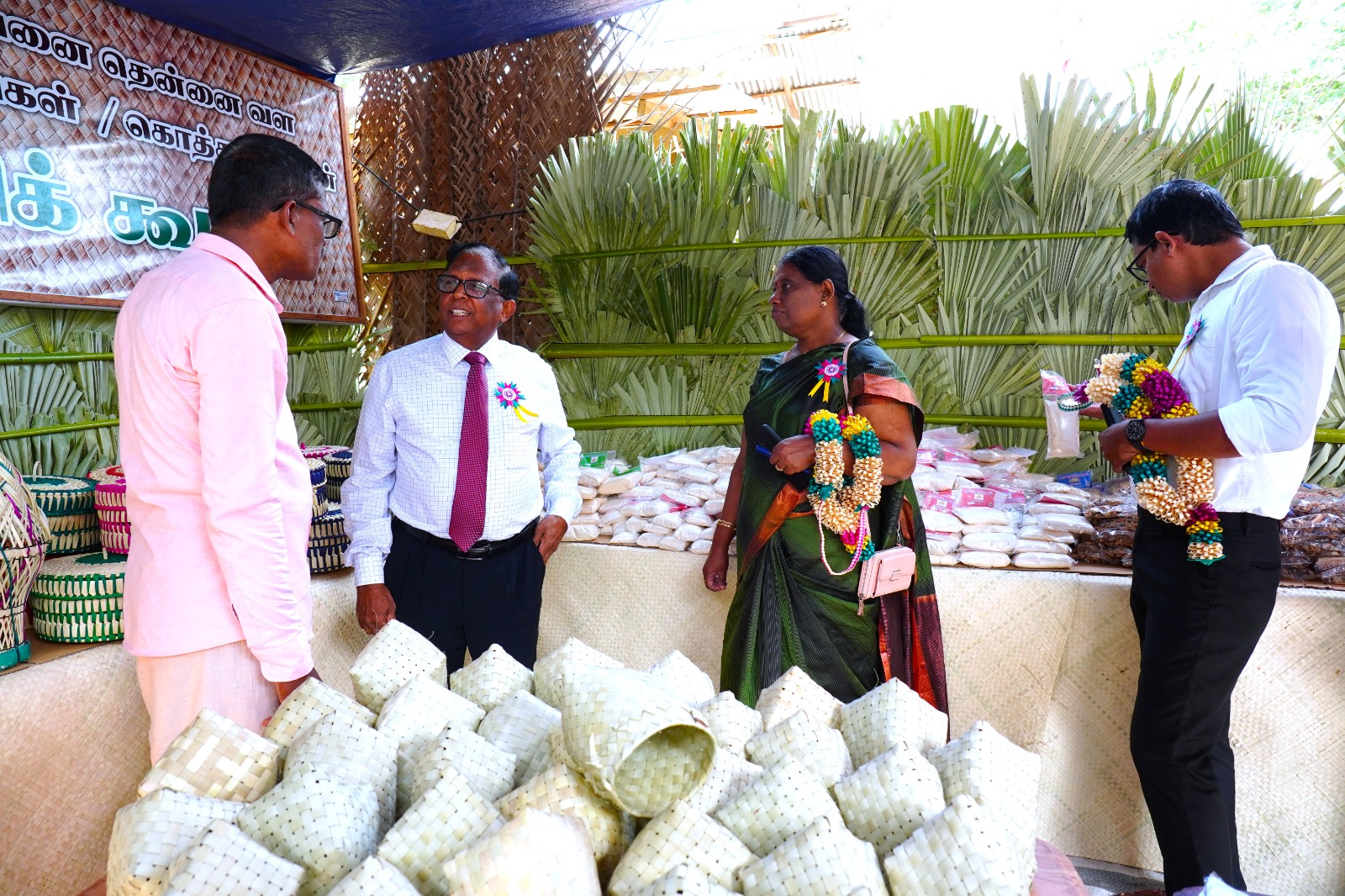 பனை உற்பத்திப் பொருட்கள் – வடக்கு ஆளுநர் வெளியிட்ட செய்தி பனை உற்பத்திப் பொருட்கள் – வடக்கு ஆளுநர் வெளியிட்ட செய்தி
