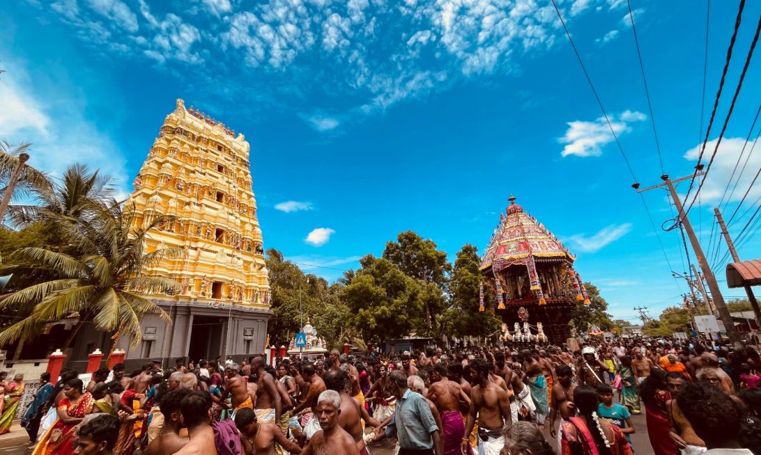 வெகு விமார்சையாக இடம்பெற்ற மாவிட்டபுரம் கந்தசுவாமி கோவில் தேர்த்திருவிழா வெகு விமார்சையாக இடம்பெற்ற மாவிட்டபுரம் கந்தசுவாமி கோவில் தேர்த்திருவிழா