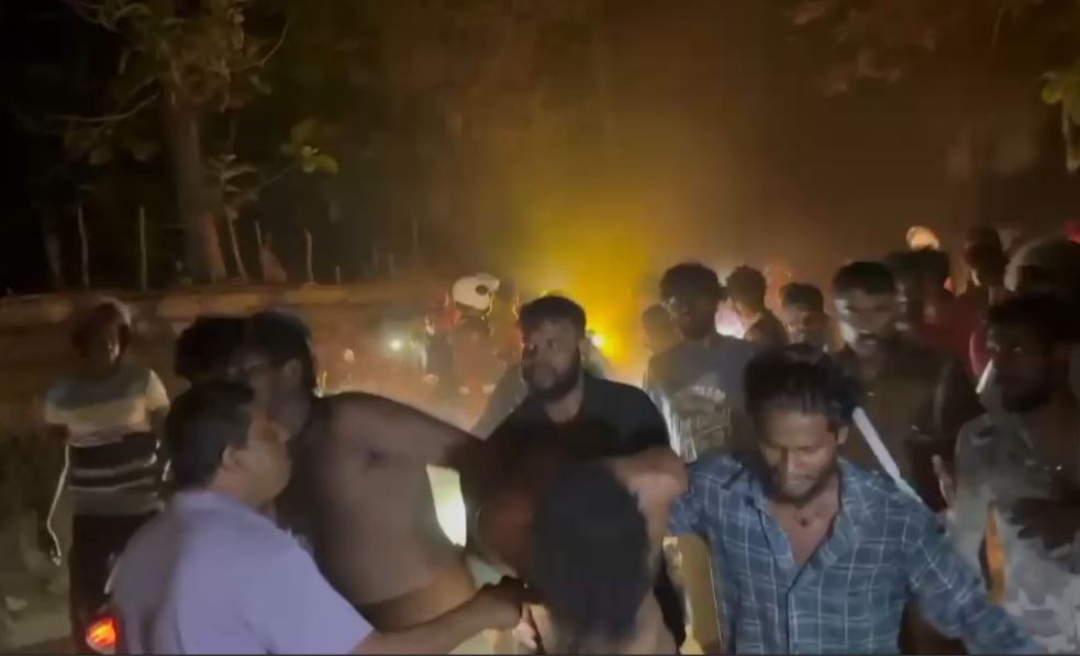 கத்திமுனையில் மிரட்டி நகை கொள்ளை – சந்தேகநபர்களை துரத்தி பிடித்த கிராம மக்கள்