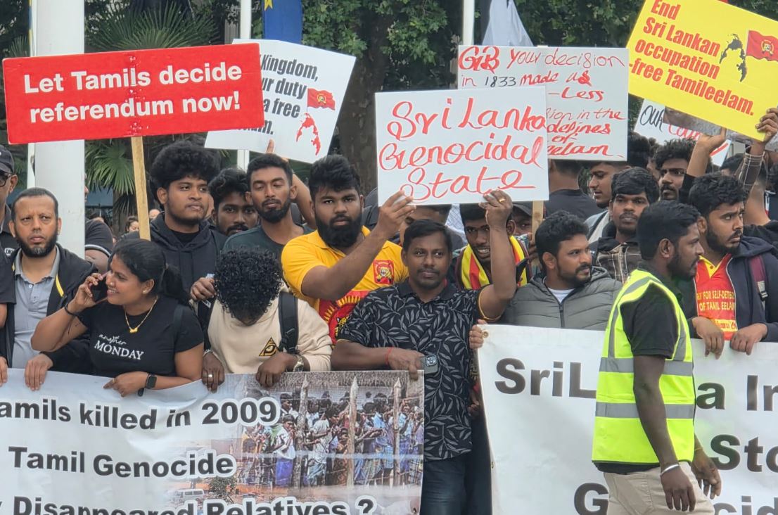 இலங்கையில் தமிழர்களுக்கு எதிரான இனப்படுகொலை தொடர்வதனை கண்டித்து லண்டனில் போராட்டம்