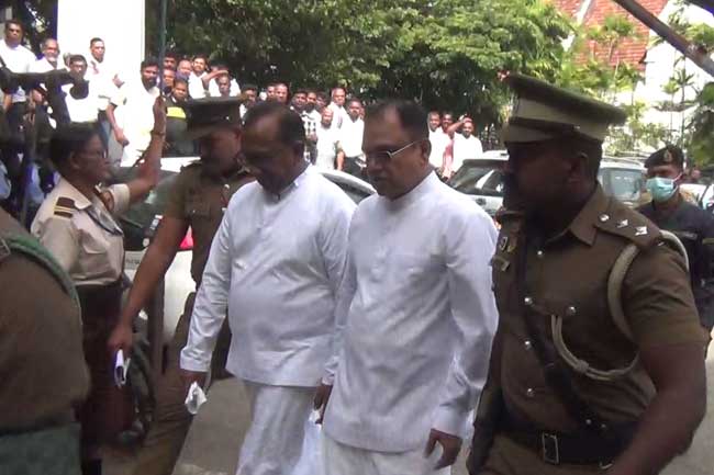 மஹிந்தானந்த, நளின் உள்ளிட்ட மூவருக்கு எதிராக கொழும்பு மேல் நீதிமன்றத்தில் குற்றப்பத்திரிகை தாக்கல்