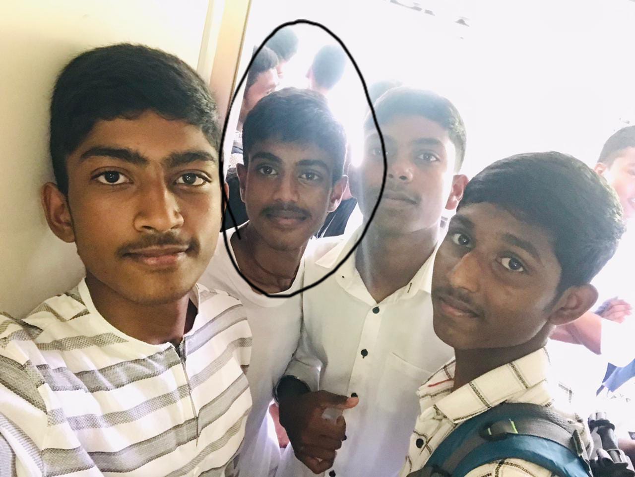 ஹட்டன் சிங்கமலை நீர்த்தேக்கத்தில் தவறி விழுந்து காணாமல்போன மாணவனை தேடும் பணி தீவிரம் ஹட்டன் சிங்கமலை நீர்த்தேக்கத்தில் தவறி விழுந்து காணாமல்போன மாணவனை தேடும் பணி தீவிரம்