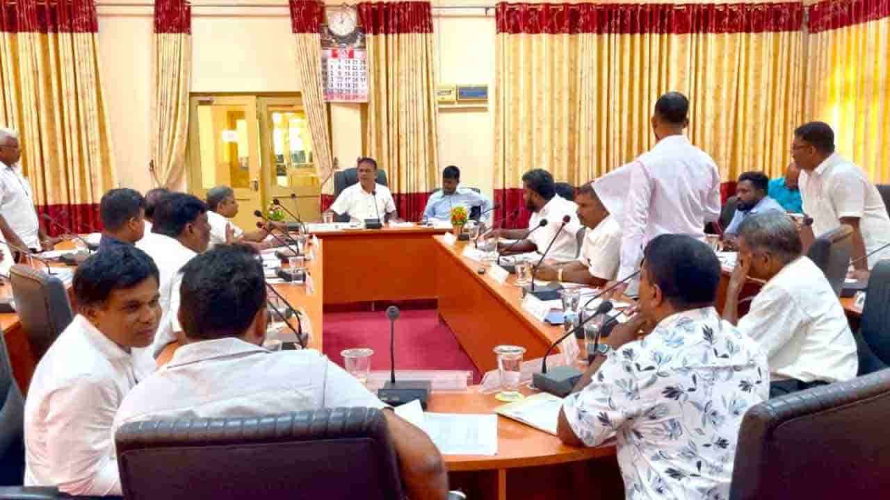 யாழ். கந்தரோடையில் பௌத்த மத்திய நிலையம் – வலிகாமம் தெற்கு பிரதேச சபை எதிர்ப்பு யாழ். கந்தரோடையில் பௌத்த மத்திய நிலையம் – வலிகாமம் தெற்கு பிரதேச சபை எதிர்ப்பு