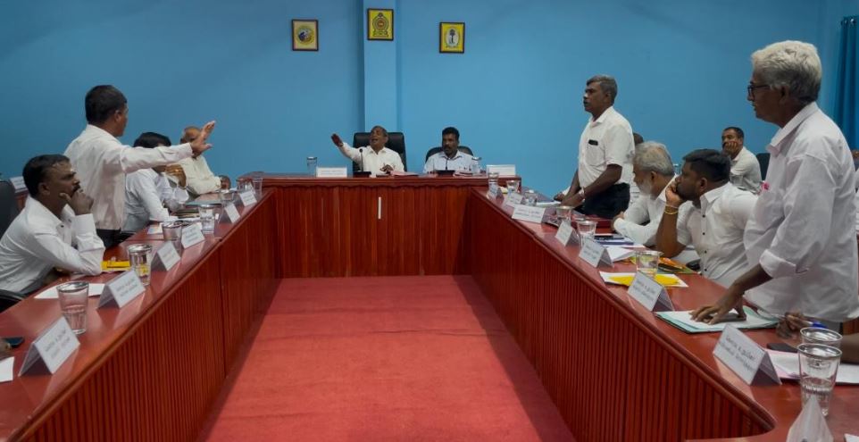 திஸ்ஸ விகாரை தொடர்பில் சட்ட நடவடிக்கை எடுக்கப்பட வேண்டும் – வலிகாமம் வடக்கு பிரதேச சபையில் ஏகமனதாக தீர்மானம் திஸ்ஸ விகாரை தொடர்பில் சட்ட நடவடிக்கை எடுக்கப்பட வேண்டும் – வலிகாமம் வடக்கு பிரதேச சபையில் ஏகமனதாக தீர்மானம்