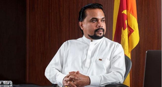 விமல் வீரவன்ச குற்றப் புலனாய்வுத் திணைக்களத்தில் முன்னிலை விமல் வீரவன்ச குற்றப் புலனாய்வுத் திணைக்களத்தில் முன்னிலை