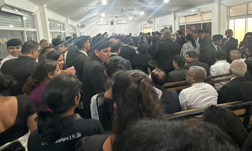 ரணில் விக்ரமசிங்கவுக்கு எதிரான வழக்கு விசாரணை ஆரம்பம் ரணில் விக்ரமசிங்கவுக்கு எதிரான வழக்கு விசாரணை ஆரம்பம்