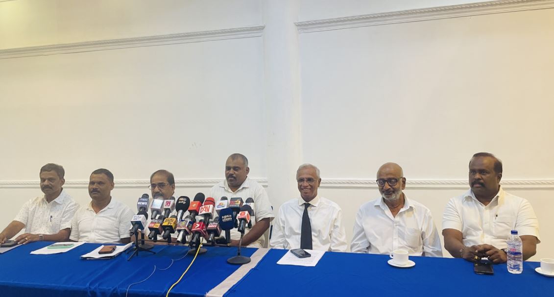 வடக்கில் புதிய கூட்டு – சர்வதேச விசாரணை கோரி வடக்கு கிழக்கில் கையெழுத்து போராட்டம்