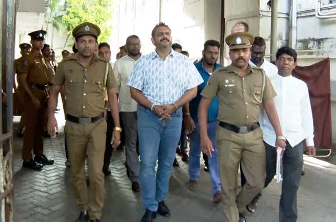 கெஹெலிய மற்றும் சந்திரசேன தடுத்து வைக்கப்பட்டிருந்த அதே சிறையில் சஷீந்திர ராஜபக்ஷ கெஹெலிய மற்றும் சந்திரசேன தடுத்து வைக்கப்பட்டிருந்த அதே சிறையில் சஷீந்திர ராஜபக்ஷ