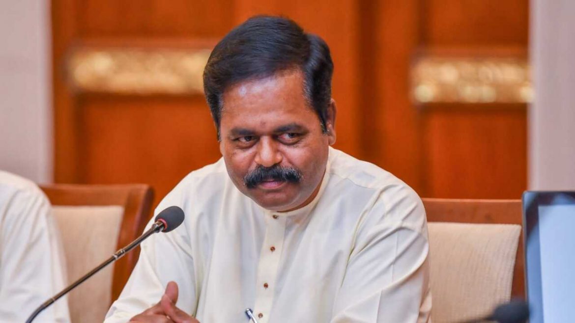 செம்மணியில் மீட்கப்பட்ட தடயப் பொருட்களை அடையாளம்காட்ட ஒத்துழையுங்கள் – சிறீதரன் செம்மணியில் மீட்கப்பட்ட தடயப் பொருட்களை அடையாளம்காட்ட ஒத்துழையுங்கள் – சிறீதரன்