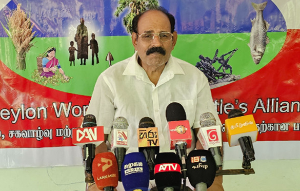 வரலாறு தெரியாமல் விஜய் பேசுகிறார் : என்.வி.சுப்பிரமணியம் கண்டனம் வரலாறு தெரியாமல் விஜய் பேசுகிறார் : என்.வி.சுப்பிரமணியம் கண்டனம்