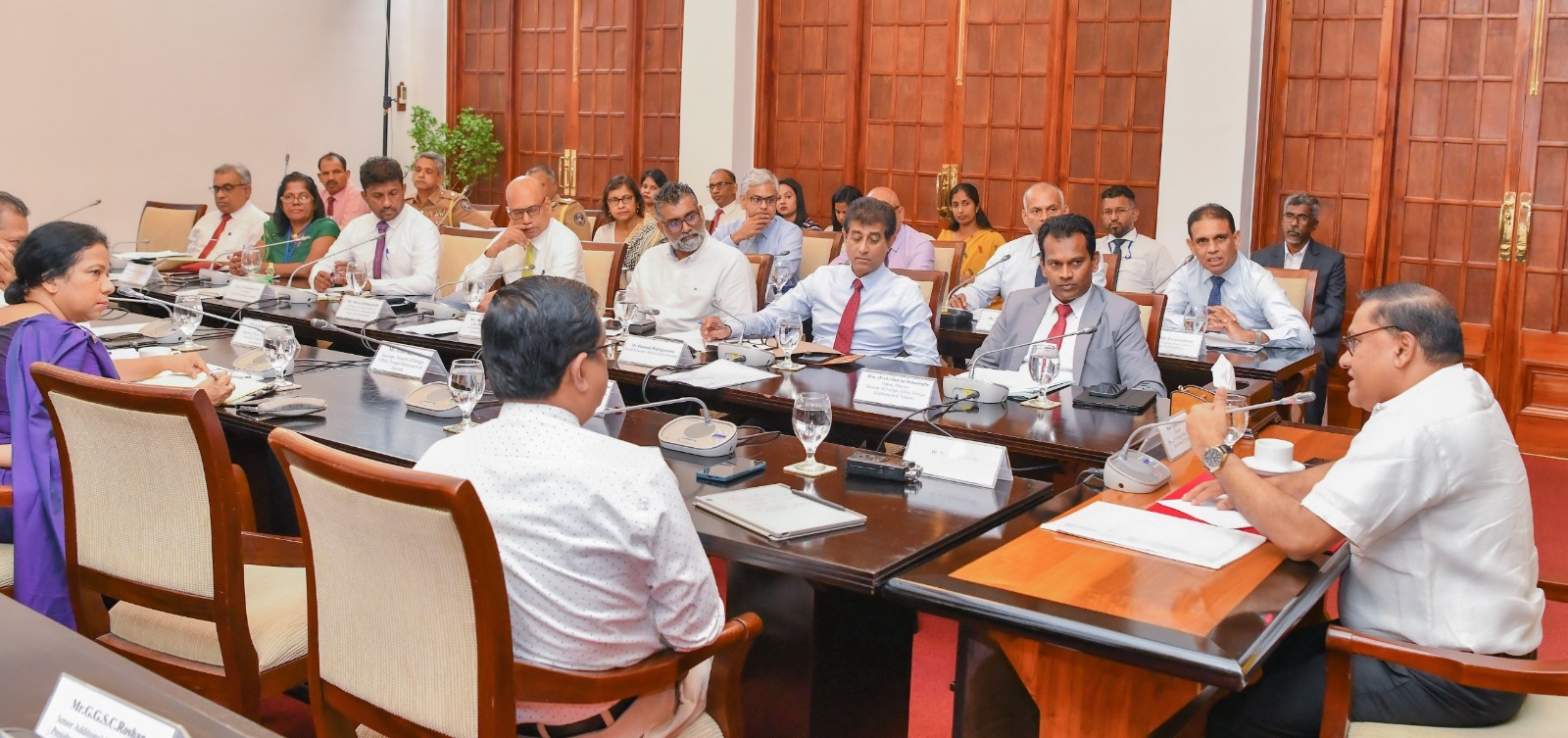 சுற்றுலாத் துறையை மேம்படுத்துவதற்காக செயலணி சுற்றுலாத் துறையை மேம்படுத்துவதற்காக செயலணி