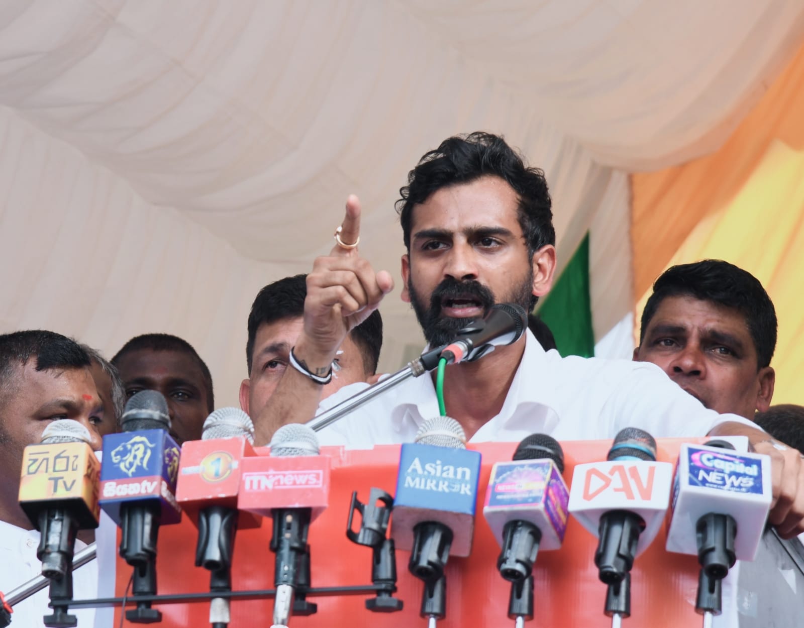புதிய கிராமங்கள் அபிவிருத்தி அதிகார சபை நீக்கப்படுவதை ஏற்றுக்கொள்ள முடியாது – ஜீவன் புதிய கிராமங்கள் அபிவிருத்தி அதிகார சபை நீக்கப்படுவதை ஏற்றுக்கொள்ள முடியாது – ஜீவன்