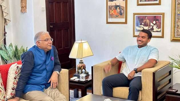 இந்திய உயர் ஸ்தானிகர் சந்தோஷ் ஜாவுடன் நாமல் எம்.பி சந்திப்பு