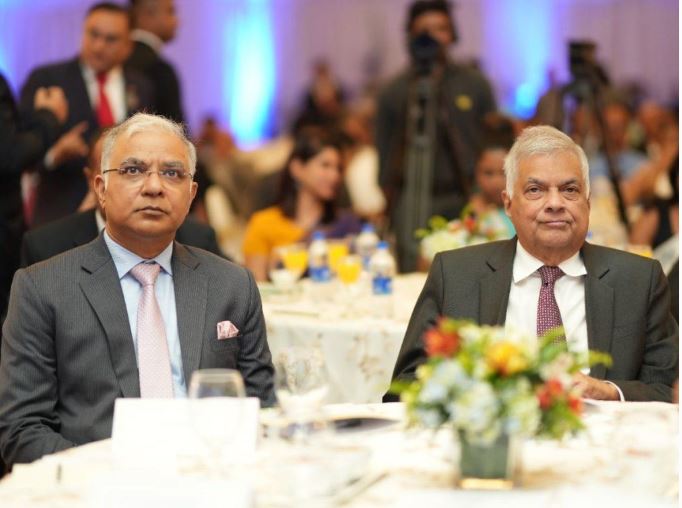 ரணிலுடன் சந்தோஷ் ஜா சந்திப்பு – புது டில்லிக்கு அறிக்கை அளிக்கவும் தயார்