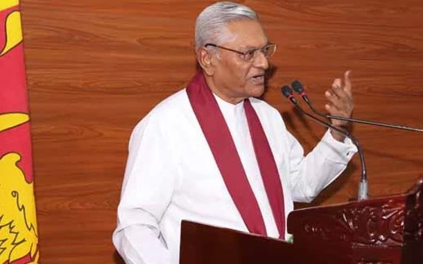 செவ்வந்தியுடன் ராஜபக்ச குடும்பத்துக்கு தொடர்பு இல்லை. மறுக்கிறார் சமல் செவ்வந்தியுடன் ராஜபக்ச குடும்பத்துக்கு தொடர்பு இல்லை. மறுக்கிறார் சமல்