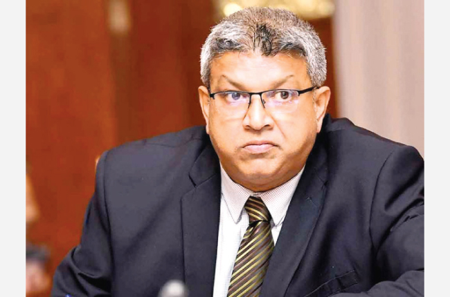 பாதாள குழுக்களுடன் தொடர்புடையோரின் பெயர் விபரம் விரைவில் பாதாள குழுக்களுடன் தொடர்புடையோரின் பெயர் விபரம் விரைவில்