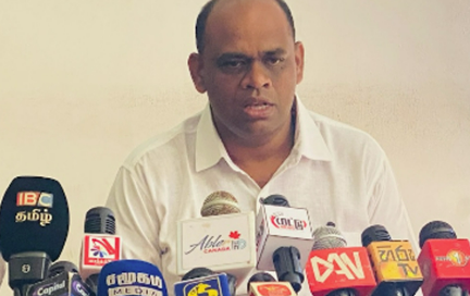 தமிழ் மக்களுக்கான தீர்வினை வழங்குவதில் தயக்கம் காட்டும் அரசு – இ.சிறிநாத் தமிழ் மக்களுக்கான தீர்வினை வழங்குவதில் தயக்கம் காட்டும் அரசு – இ.சிறிநாத்