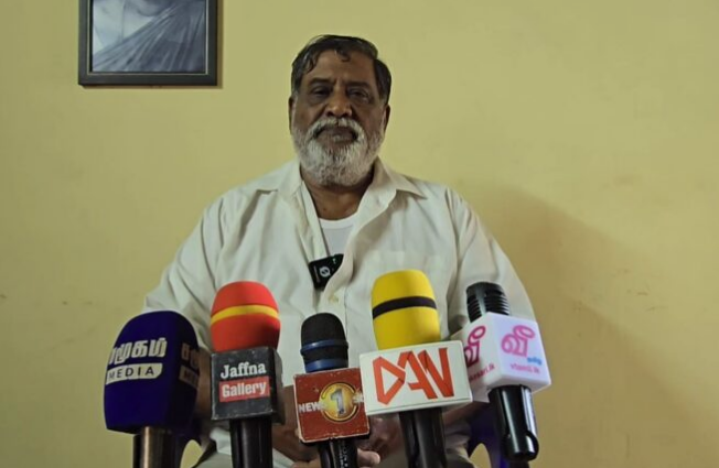மாகாணசபைத் தேர்தல் வேண்டும்: முன்னாள் முதல்வர் வலியுறுத்து – வரதராஜப்பெருமாள் மாகாணசபைத் தேர்தல் வேண்டும்: முன்னாள் முதல்வர் வலியுறுத்து – வரதராஜப்பெருமாள்