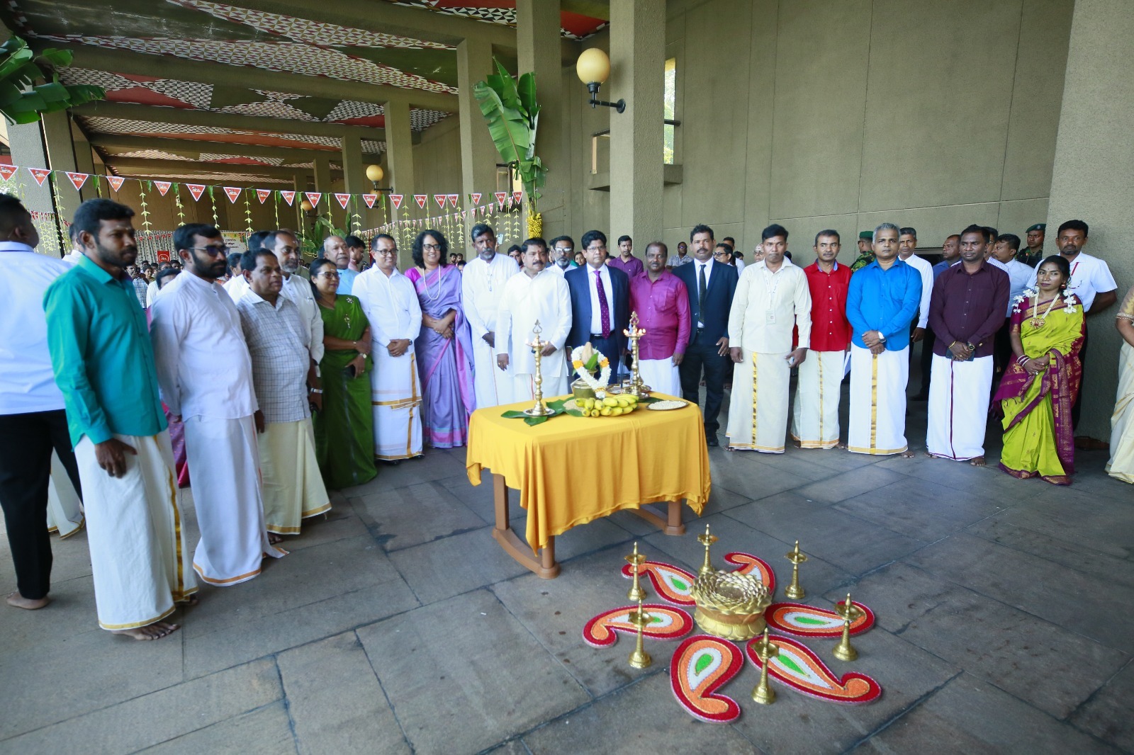 இலங்கை பாராளுமன்றத்தில் நவராத்திரி விழா இலங்கை பாராளுமன்றத்தில் நவராத்திரி விழா